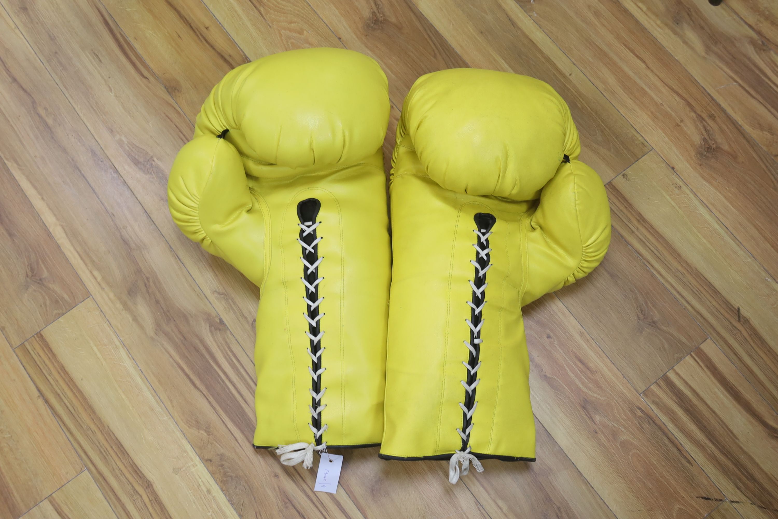 Golds Gym. A pair of oversized boxing gloves, length 58cm